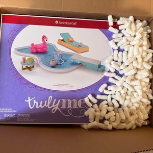 Truly Me Dive into Fun Pool Set for 18-inch Dolls NEW
